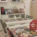 Il Poeta Panzió 2*